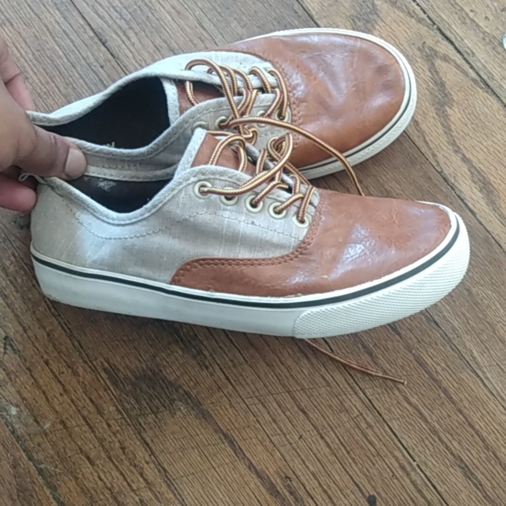 Kids shoe's